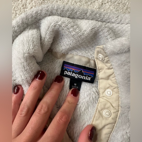 Patagonia Women’s Synchilla Fleece pullover medium - Picture 3 of 12